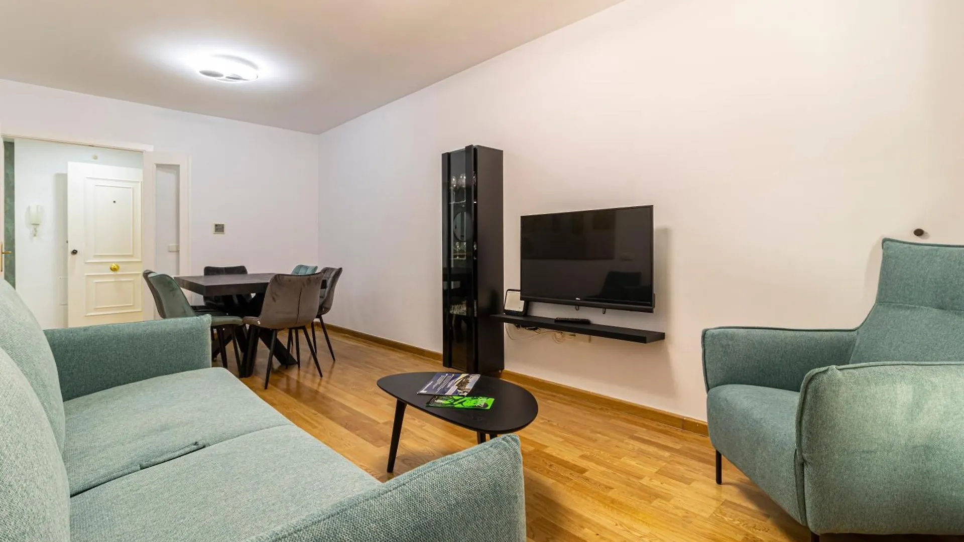 Allo Apartments Francos IV Centro Parking 3 Habitaciones Jerez de la Frontera 0*,
