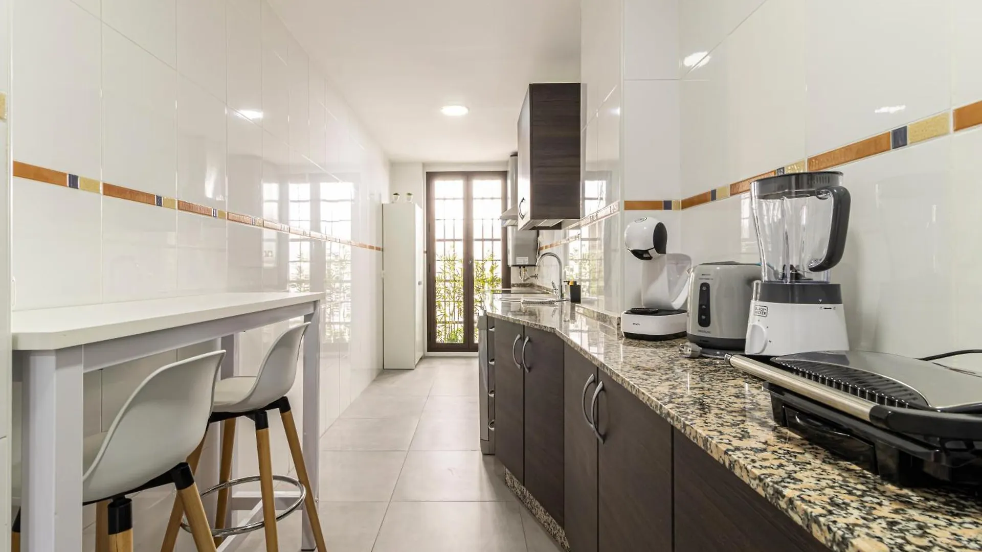 Allo Apartments Francos IV Centro Parking 3 Habitaciones Jerez de la Frontera 0*,